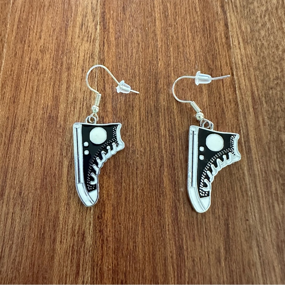 Double sided earrings